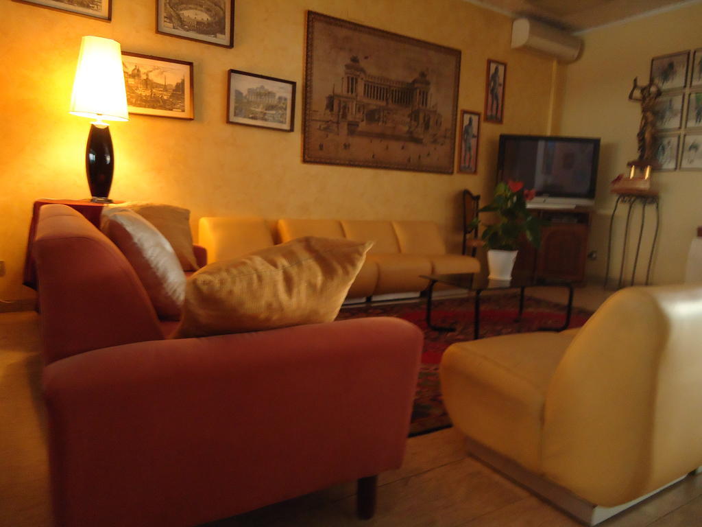 Hotel Ristorante Mommo Polistena Екстер'єр фото