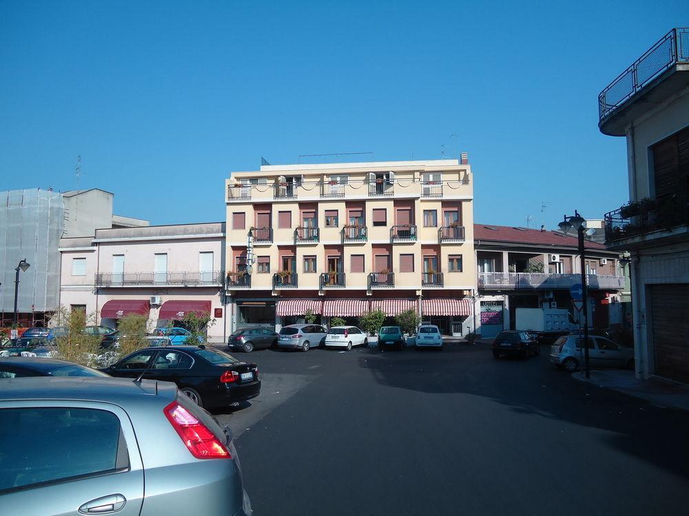 Hotel Ristorante Mommo Polistena Екстер'єр фото
