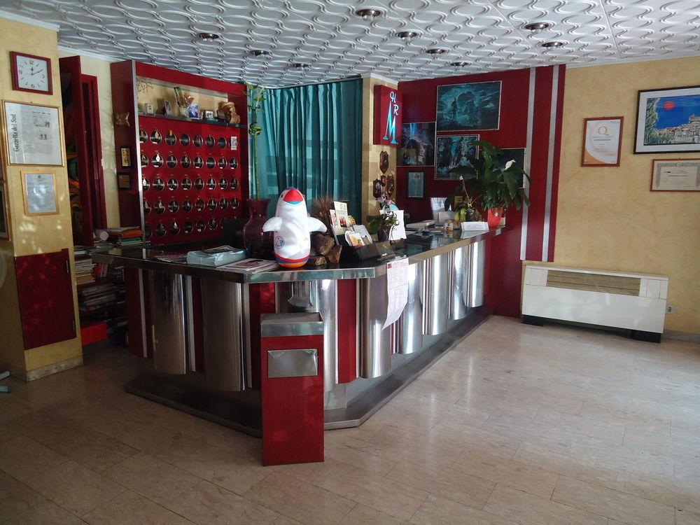 Hotel Ristorante Mommo Polistena Екстер'єр фото