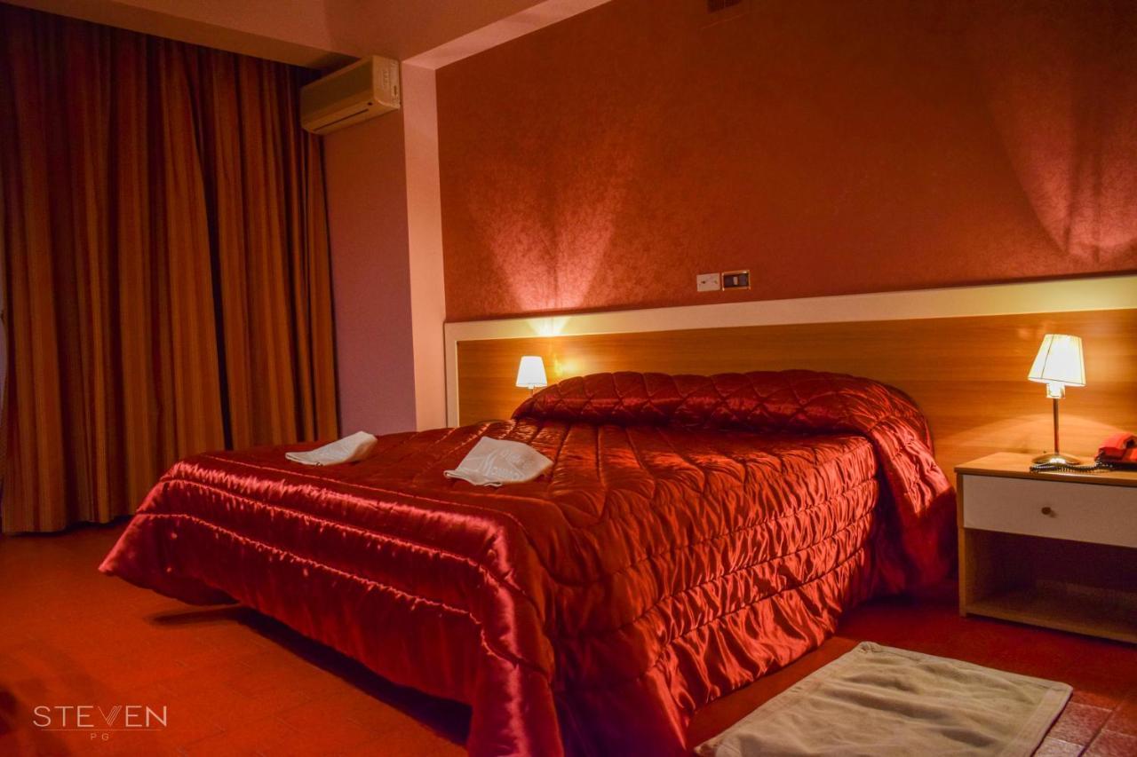 Hotel Ristorante Mommo Polistena Екстер'єр фото
